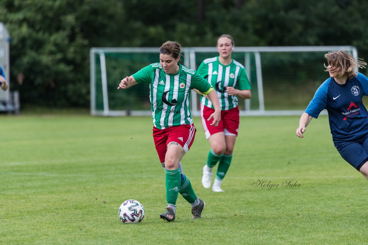 Bild 365 - F SV Boostedt - SV Fortuna St. Juergen : Ergebnis: 2:1